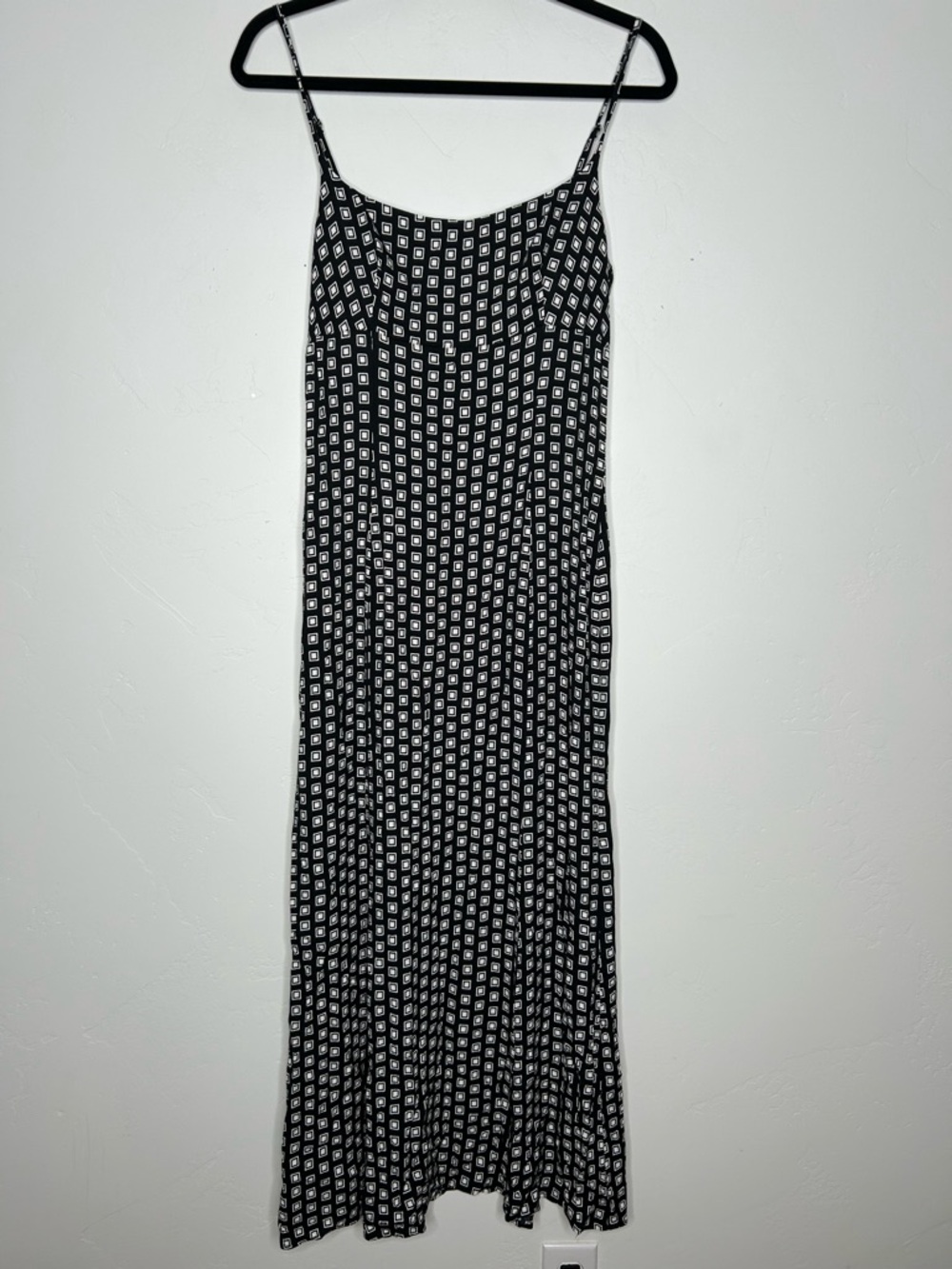 Reformation Liya Black and White Geometric Slip Midi Dress Size 10 Summer Event - Picture 2 of 12